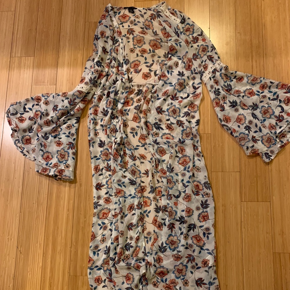 Floral kimono